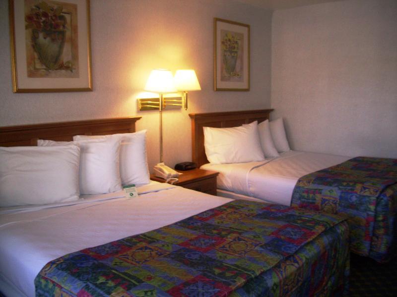Americas Best Value Inn Austin Ngoại thất bức ảnh